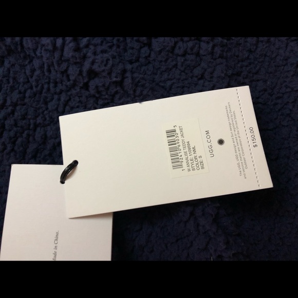 NEW Ugg Fleece Sweater! Size small - Picture 4 of 4